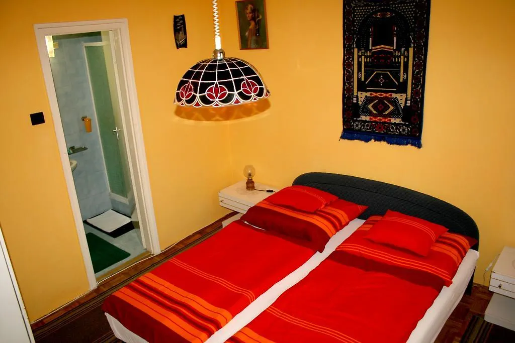 Fodor Vendeghaz Guest House Eger