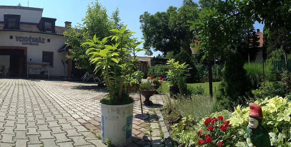 Fodor Vendeghaz Guest House Eger