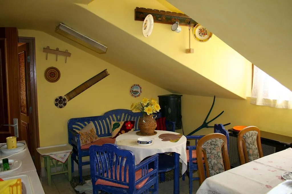Fodor Vendeghaz Guest House Eger